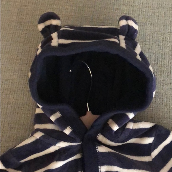 Gap Velour 0 - 3 months set - Picture 7 of 7